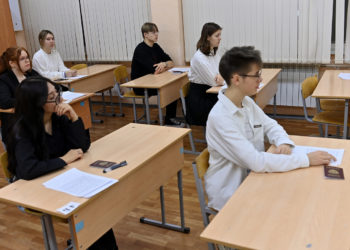 Свыше двух тысяч девятиклассников города «отрепетировали» ОГЭ по математике