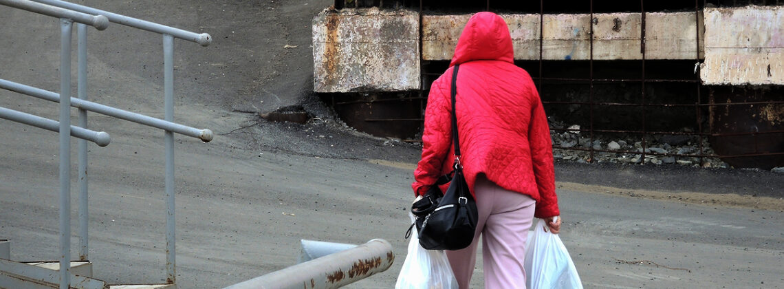 Впервые с 2015 года пенсии женщин обогнали мужские