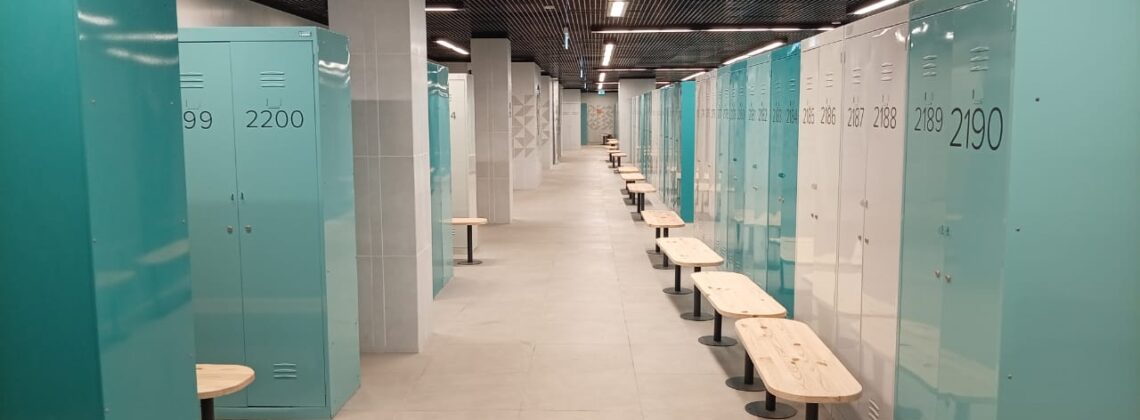 Горнякам «Октябрьского» подарили к Дню шахтера обновленный гардероб