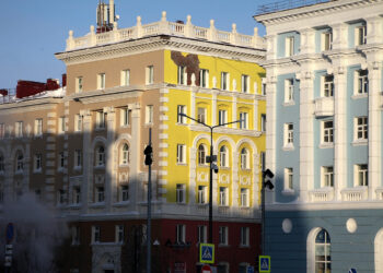 Красноярский край постепенно выходит из лидеров по количеству детей-сирот