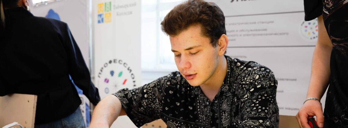 Школьники исследовали сварочное производство и побывали во «вкусном» цехе Норильского техникума промтехнологий