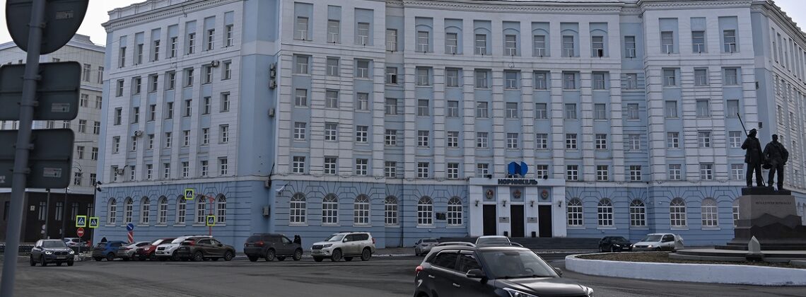 В тяжёлой индустрии — женские победы: сотрудницы «Норникеля» в престижном рейтинге Forbes