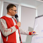 Главный редактор портала «Культура24» : «В качественных пресс-релизах не нужно создавать атмосферу»