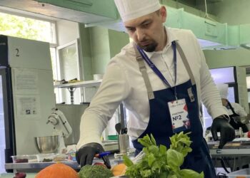Шеф-повар из Норильска представит Красноярский край на федеральном этапе Всероссийского конкурса «Лучший по профессии»