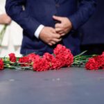 Норильчане почтили память первостроителей и тружеников Заполярья у стелы «Город трудовой доблести»