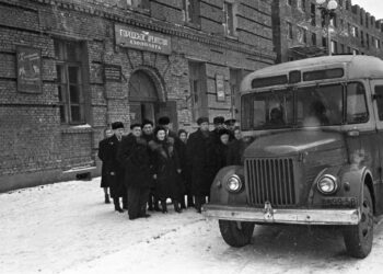 Авиакомпания NordStar приглашает на историческую выставку «От первых билетов до базового перевозчика Норильска. История авиакассы на Ленинском проспекте, 22»