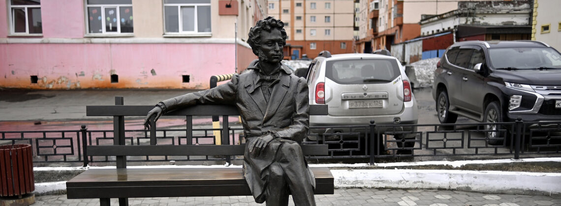 Сквер на улице Пушкина стал норильской достопримечательностью 15 лет назад