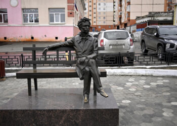 Сквер на улице Пушкина стал норильской достопримечательностью 15 лет назад