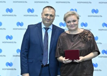 Норильские металлурги работают в экстремальных условиях Арктики, и труд их сродни подвигу