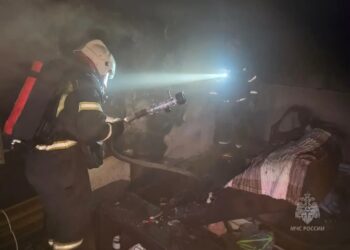 Пожарные ликвидировали возгорание в квартире жилого дома по улице Нансена