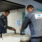 Современные и комфортные гардеробные блоки в АТО «НПТБТ» обустроили по программе «Сделано с заботой»
