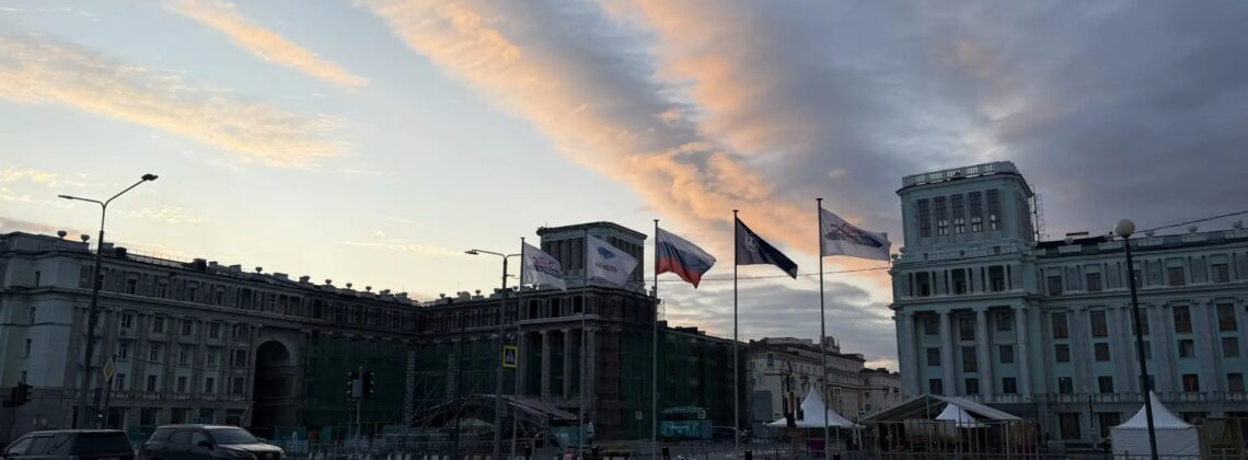 Краевые экологи следят за воздухом Норильска из передвижной лаборатории