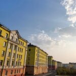 Тепло до 22 градусов и порывистый ветер ждут Норильск на этой неделе