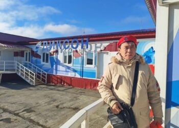 Норильский педагог Евгений Санжиев вышел в финал премии «Герой Северного города»