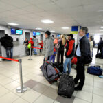 Из-за печати в загранпаспорте женщине отказали в выезде за пределы РФ