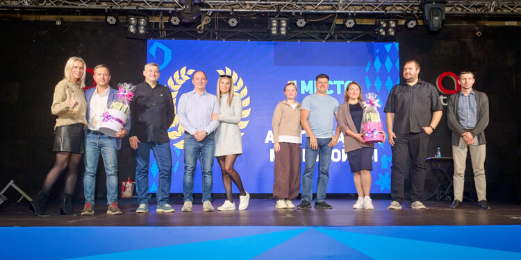 Две команды разделили первое место в третьей игре квиза «СеверУМ Снег»