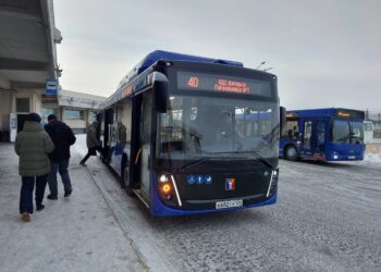 В сентябре этого года муниципальный автопарк Норильска пополнится 11 современными «Северобусами» на компримированном природном газе
