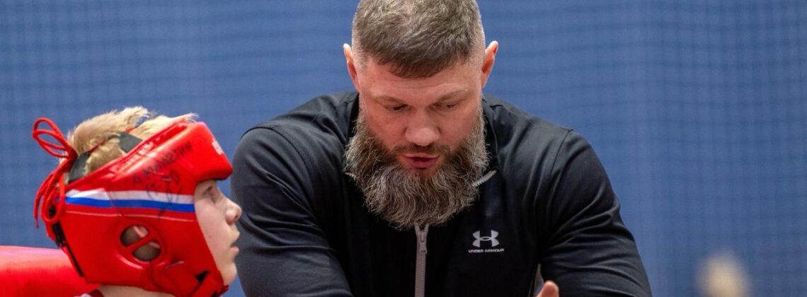 Тренер по боксу Максим Трофимов: «Спорт воспитывает в человеке правильные жизненные ориентиры»