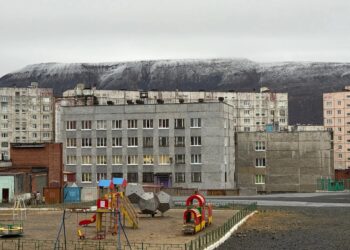 Норильчан ждут хмурые выходные с мокрым снегом и сильным ветром