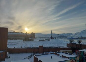 Морозы до 20 градусов и проблески солнца: какой будет погода в Норильске на неделе