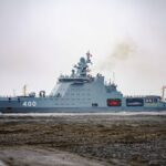 «Корабль будущего» пришвартовался в Дудинке: что умеет «Иван Папанин»