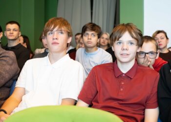 Первый фестиваль актуального научного кино ФАНК открыл перед норильчанами новые горизонты науки, использования нейросетей и творчества