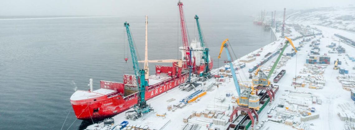 Порт Дудинки закрывает летнюю навигацию с прибавкой в 300 тысяч тонн речных грузов