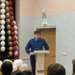 Старшеклассники школы № 8 обсудили с прокурором безопасность в интернете